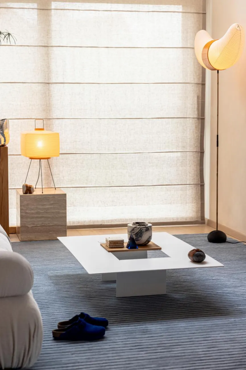 Metallbude Couchtisch Cut Weiß