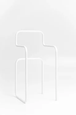 Metallbude Herrendiener James