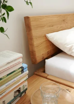 Online MAISON Massivholzbett Omaha 180 x 200 cm Wildeiche