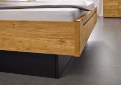 DECKER Massivholzbett Onema 180 x 200 cm Wildeiche