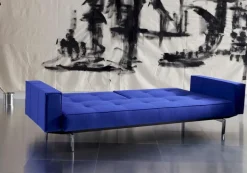 Outlet INNOVATION LIVING Schlafsofa mit Armlehnen Splitback Chrom Ultramarine